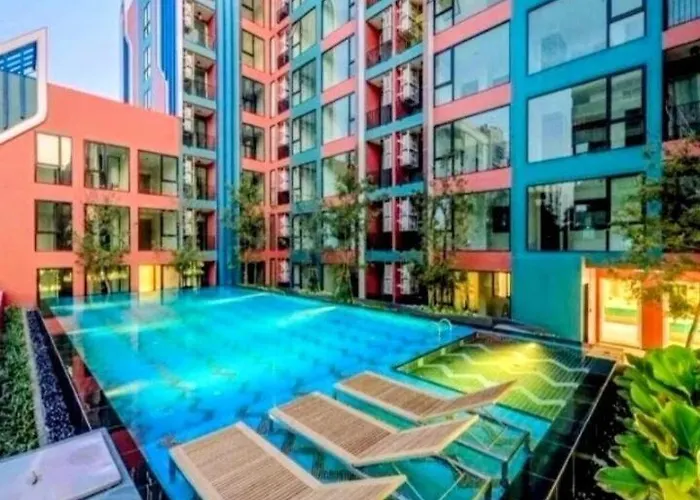 Cybiq Ratchada32 New Building * Bangkok