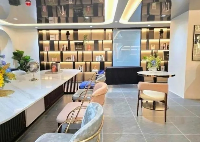 Cybiq Ratchada32 New Building Bangkok